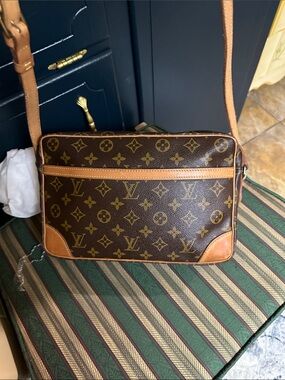 Louis Vuitton Monogram Canvas Messenger Bag in Brown and Tan